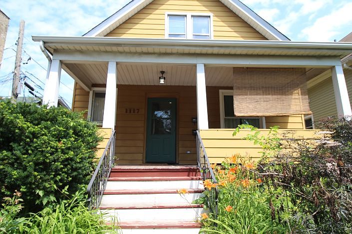 1st image of 1117 Florence Ave #1