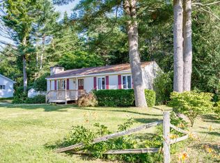 31 Bonner Dr, Queensbury, NY 12804