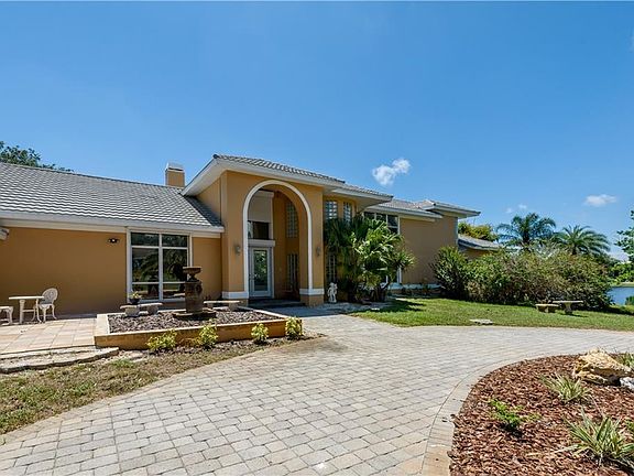 2nd image of 1520 Jade Ln