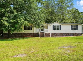106 Loop Rd, Raeford, NC 28376