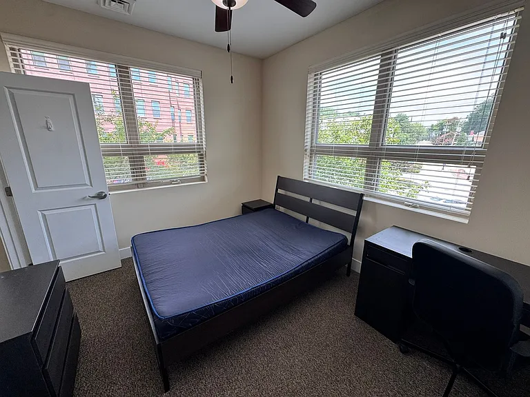 Fully Furnished Room Rentals with Utilities Included! Now Pre Leasing! — Photo 10