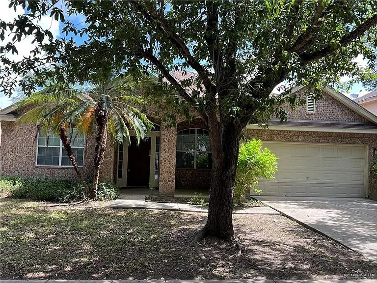 3303 San Sebastian St — Photo 2