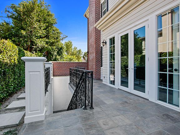 East side of House, Lower Level entry