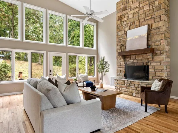 114 Forrest Valley Ct, Nashville, TN 37209