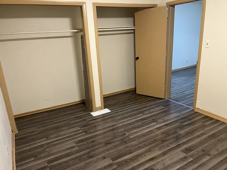2818-2818A N 33rd St. - Duplex — Photo 7