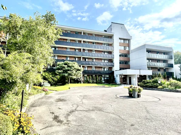 50 Old Kingston Rd #5-606, Toronto, ON M1E 4Y1