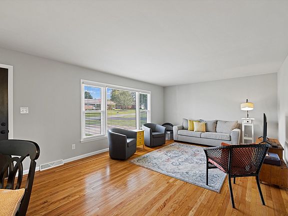 4th image of 21 Londonderry St