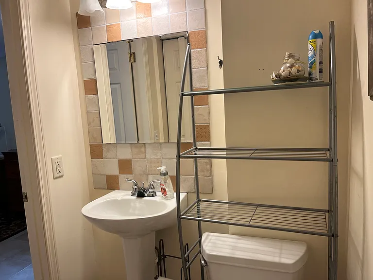 475 Saw Mill Rd — Photo 26