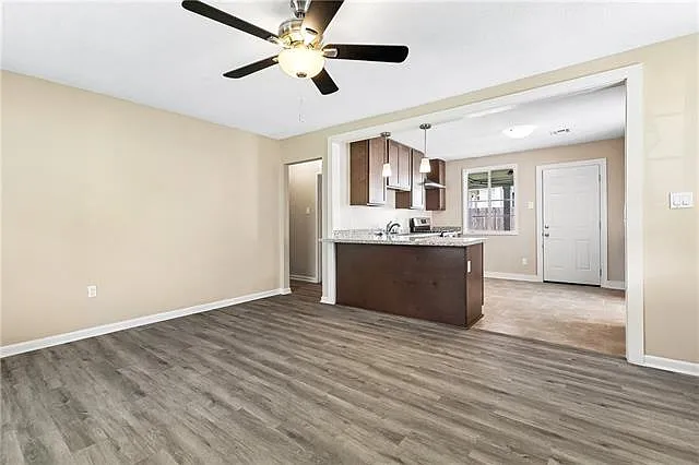 1104 Huey P Long Ave — Photo 4