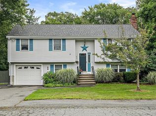 51 Winding Way, Rockland, MA 02370