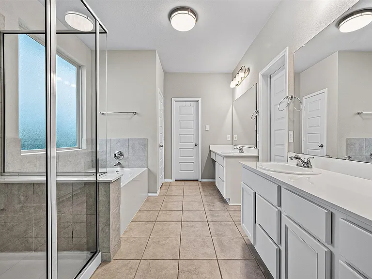 2511 Sandbar Shark Ct — Photo 21