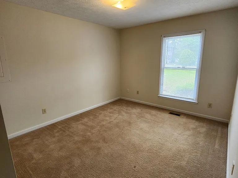 6605 Omni Ct — Photo 17