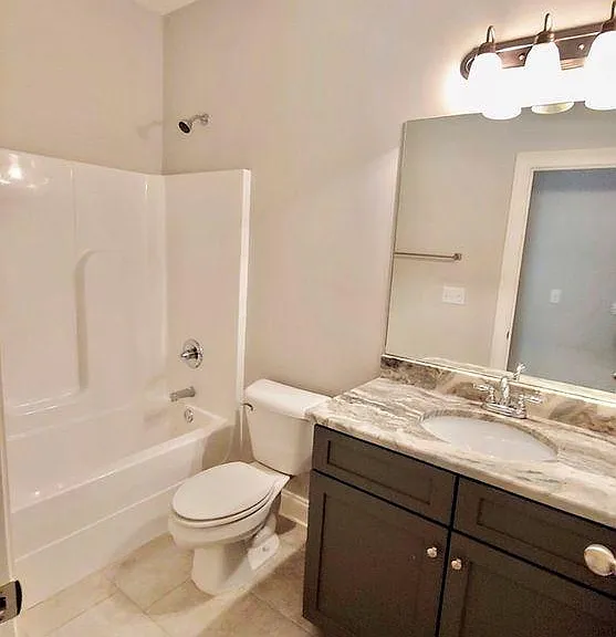 430 Walker Cir — Photo 12