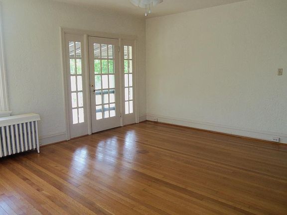 Living Room - Similar Unit