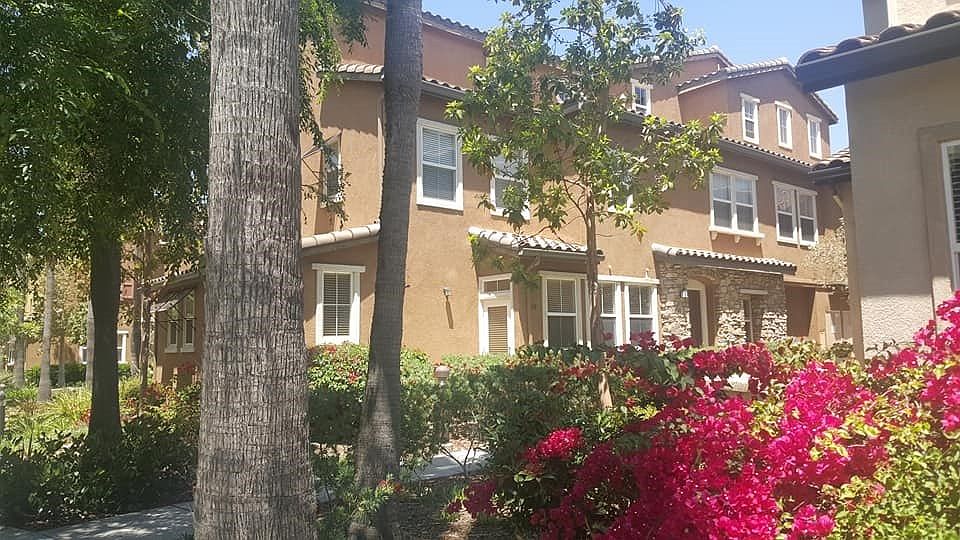 1st image of 748 Portside Pl