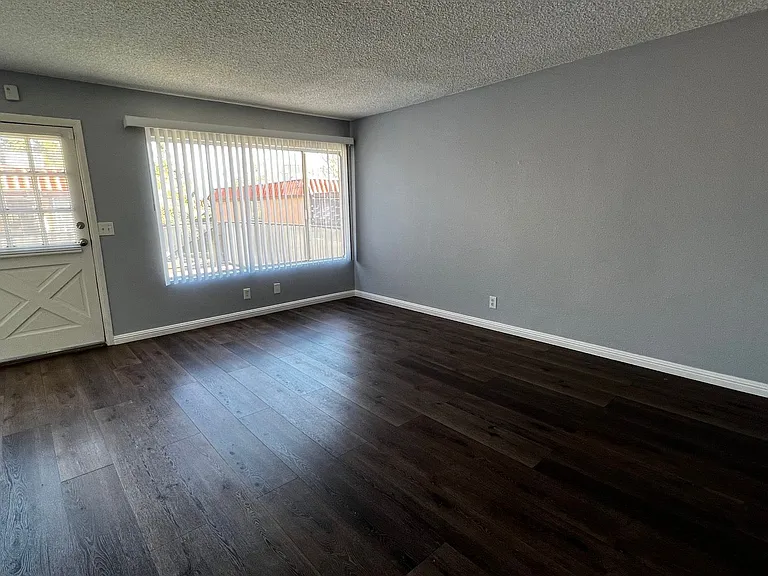 6630 Bubbling Brook Dr #D — Photo 15