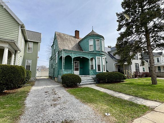 2nd image of 66 N Sandusky St