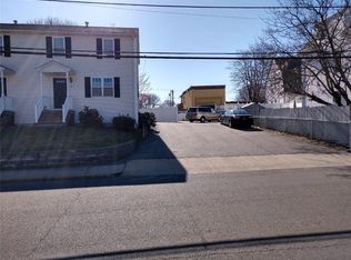 54 Columbia Ave, Pawtucket, RI 02860