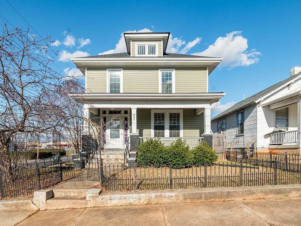1st image of 604 Wilton Ave