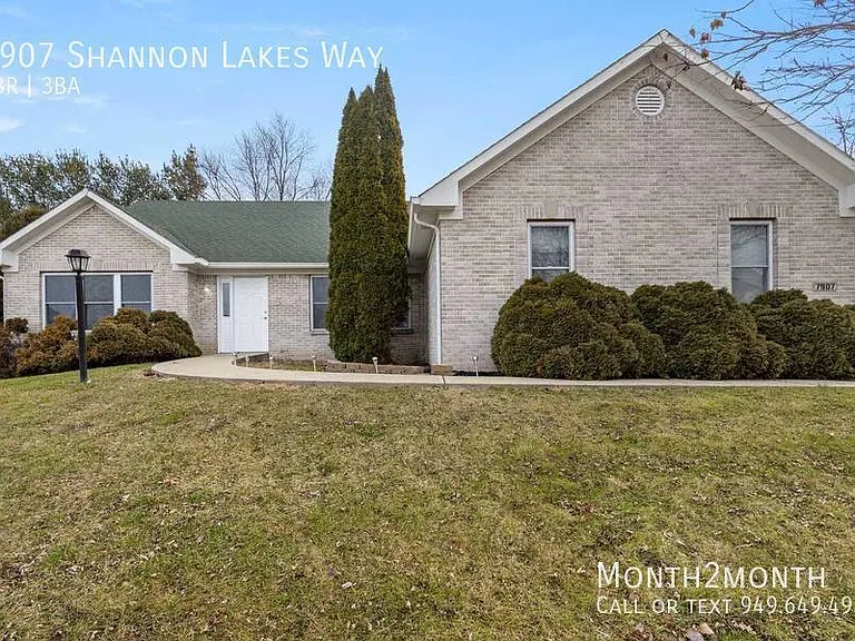 7907 Shannon Lakes Way — Photo 32