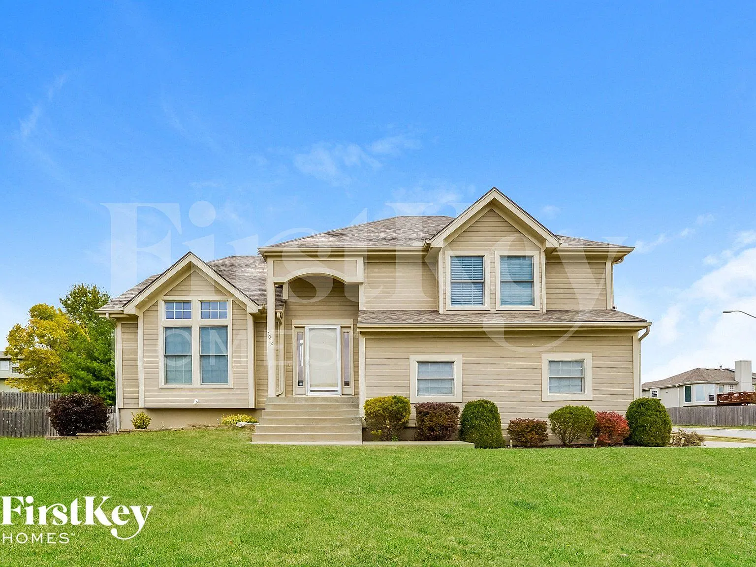 4 bed, 3.0 bath, 1901 sqft, $2,900 — Photo 1