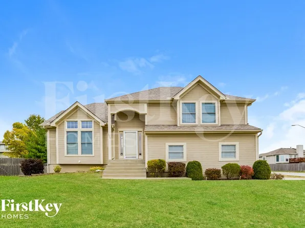 4012 NE 82nd St, Kansas City, MO 64119