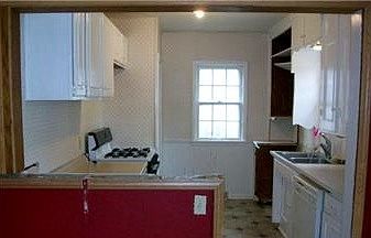 3rd image of 1893 Hyacinth Ave E