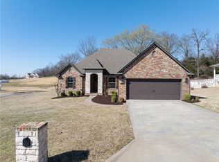 905 Eagle Crest Dr, Alma, AR 72921