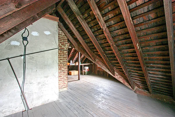 Sold by Douglas Elliman | media 32