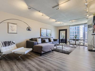 1625 Larimer Street #2904, Denver, CO, 80202
