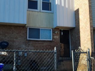 1429 James St, Chester, PA