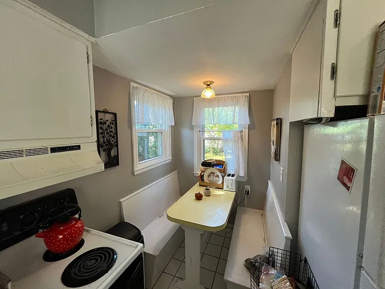 2204 Midway Blvd — Photo 2