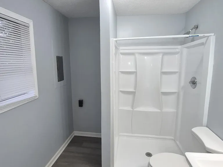 111 Becky St — Photo 20