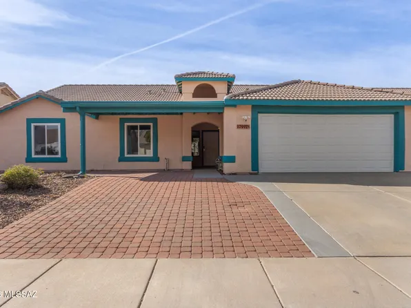 7992 S Lennox Ln, Tucson, AZ 85747