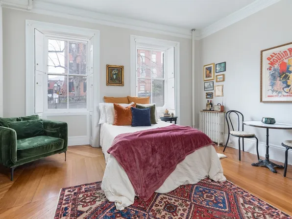 74 Mount Vernon St APT 1F, Boston, MA 02108