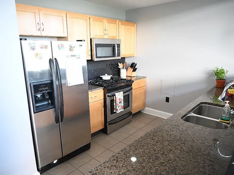 625 Main Street — Photo 13