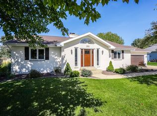 103 E Sunset Ave, Sandwich, IL