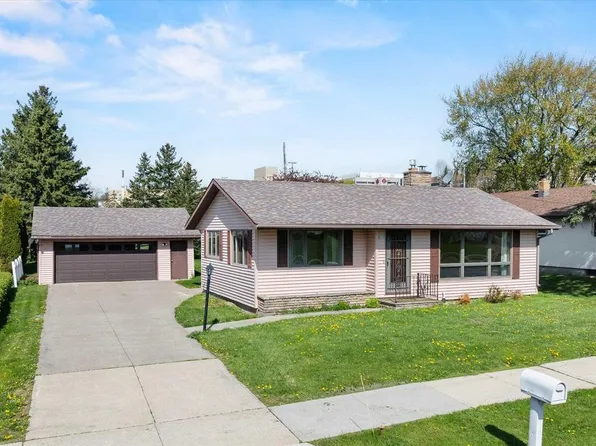 808 N WALNUT AVENUE, Marshfield, WI 54449