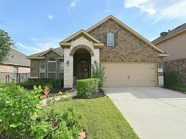 19623 Mills Glen Dr, Cypress, TX 77433