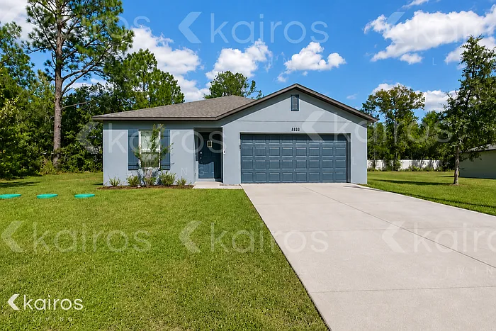 8833 N Vienna Dr