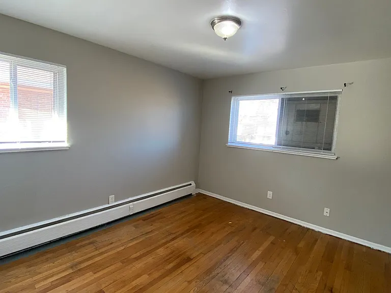 1735 Chester St #4 — Photo 6
