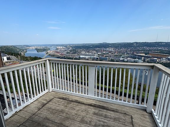 5th image of 1403 Grandview Ave Floor 3
