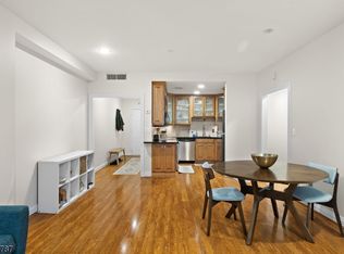 207-31 Shearwater Ct West #31, Jersey City, NJ 07305