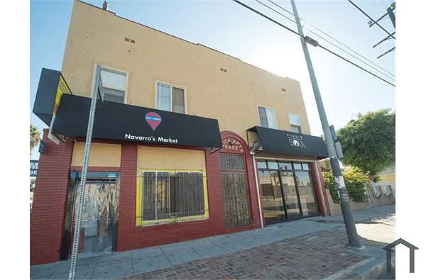 Building Photo - 6602 S Hoover St