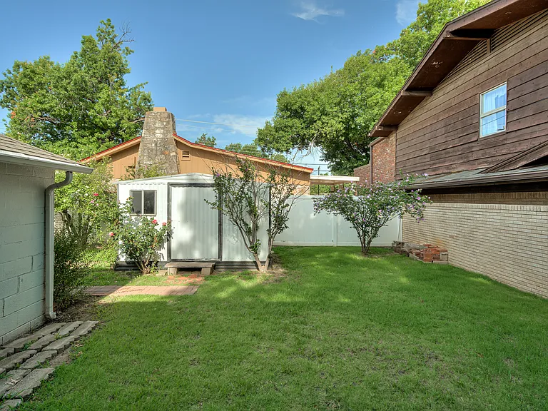 4701 N Peniel Ave — Photo 35