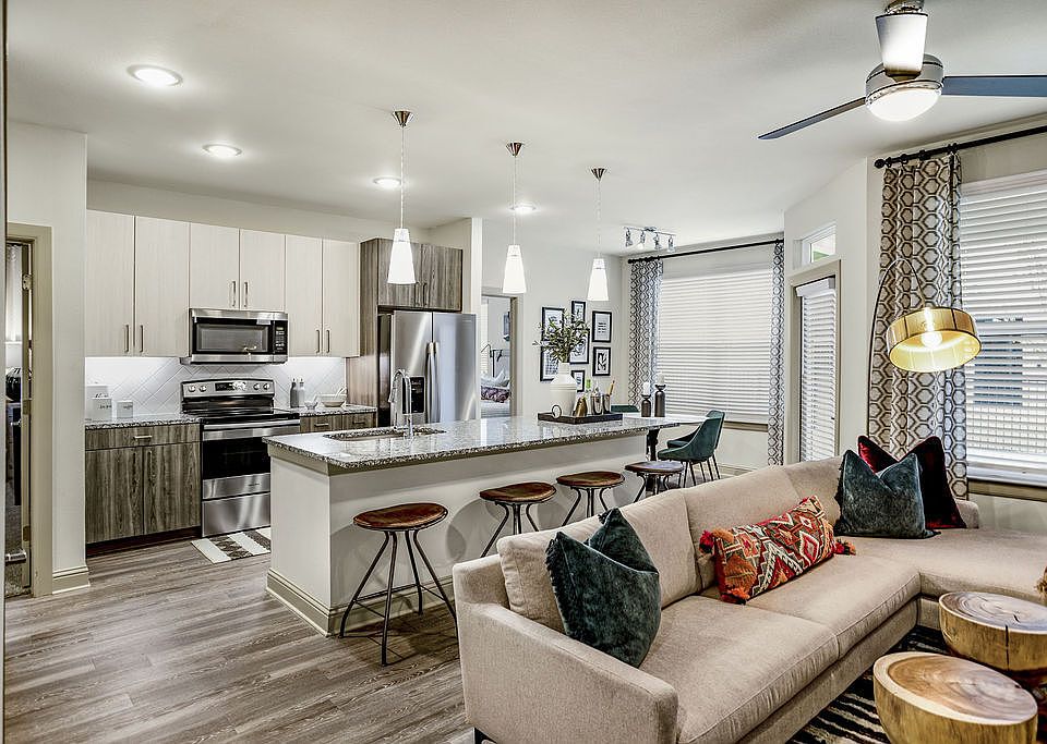 Domain Town Center 7100 Uvalde Rd Houston TX Zillow