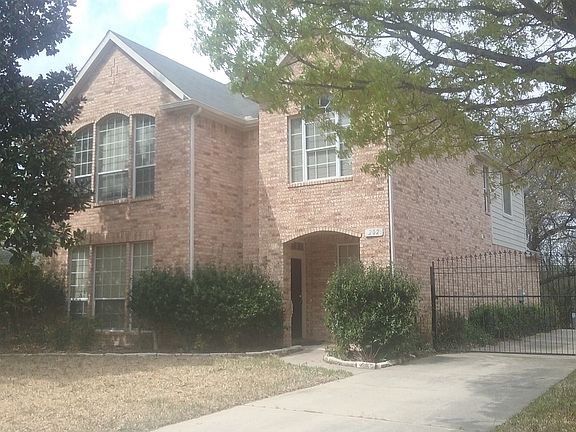 3rd image of 202 Bardwell Dr