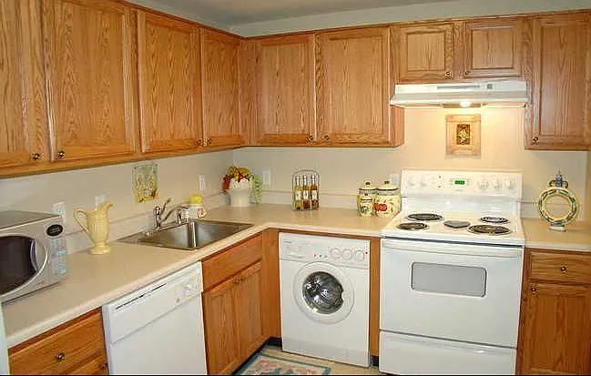 St Marys Apartments — Photo 7