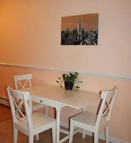 104 Woodward St #1 — Photo 5