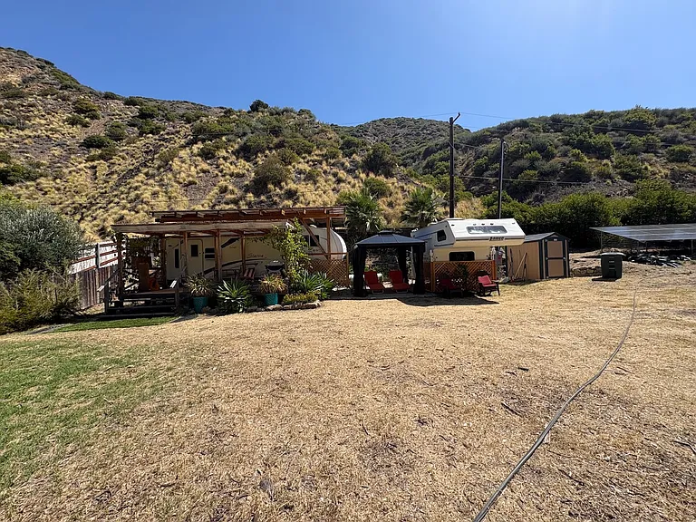 2545 Matilija Canyon Rd N — Photo 3